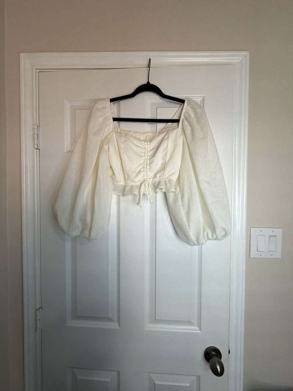 Show Me Your Mumu Crop Top Size S White Long Puff Sleeve Ruched